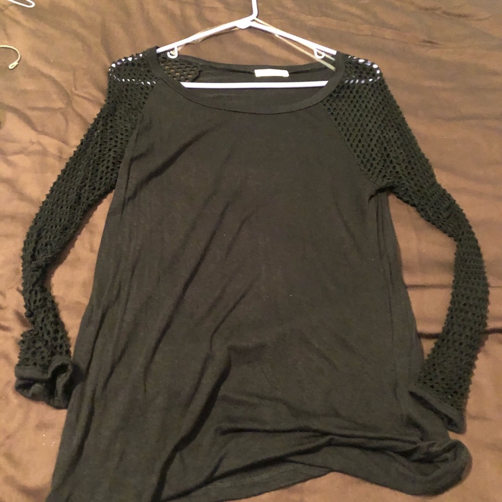 Ginger G black top